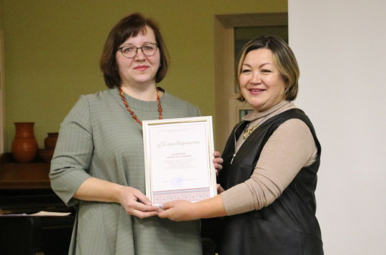 Большой выставкой отметила 10-летие студия кружевоплетения Центра народной культуры 